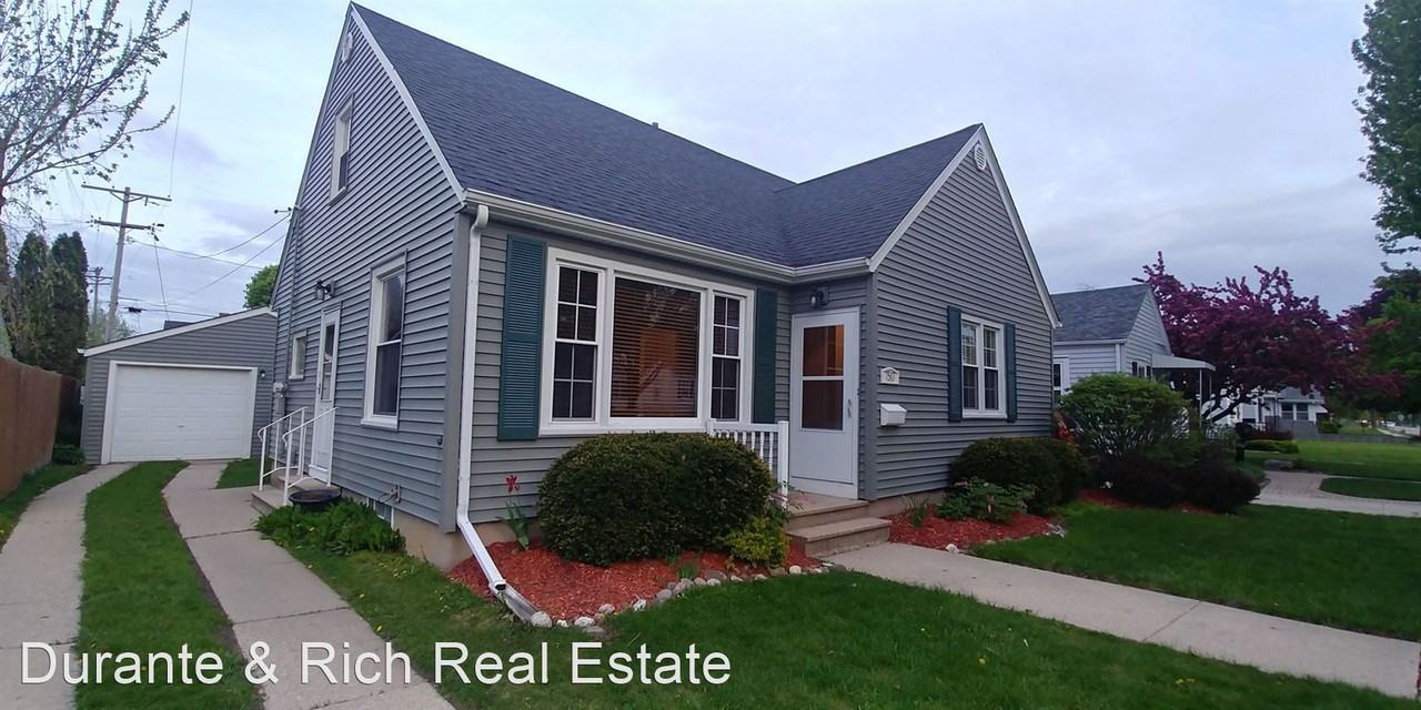 7517 28th Ave - Photo 2 of 21