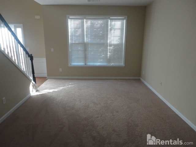 4389 Sugar Maple Dr Nw - Photo 3 of 11