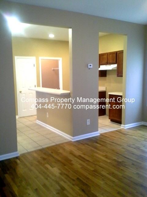 2272 Pryor Rd SW - Photo 3 of 16