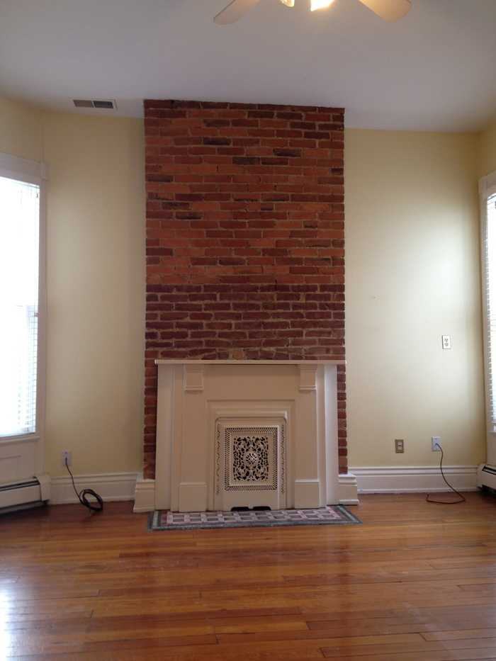 1418 Highland Ave - Photo 3 of 10