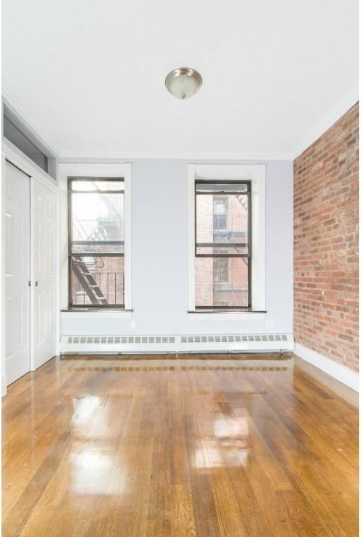 219 E 28th St #2D - Photo 3 of 4