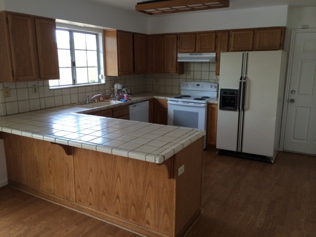 103 Terry Pl - Photo 2 of 8