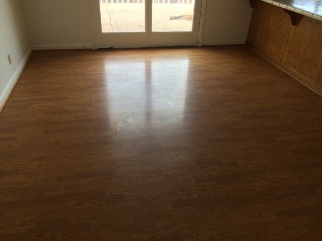 103 Terry Pl - Photo 3 of 8