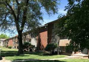 Bethany Park Plaza - Photo 1 of 1