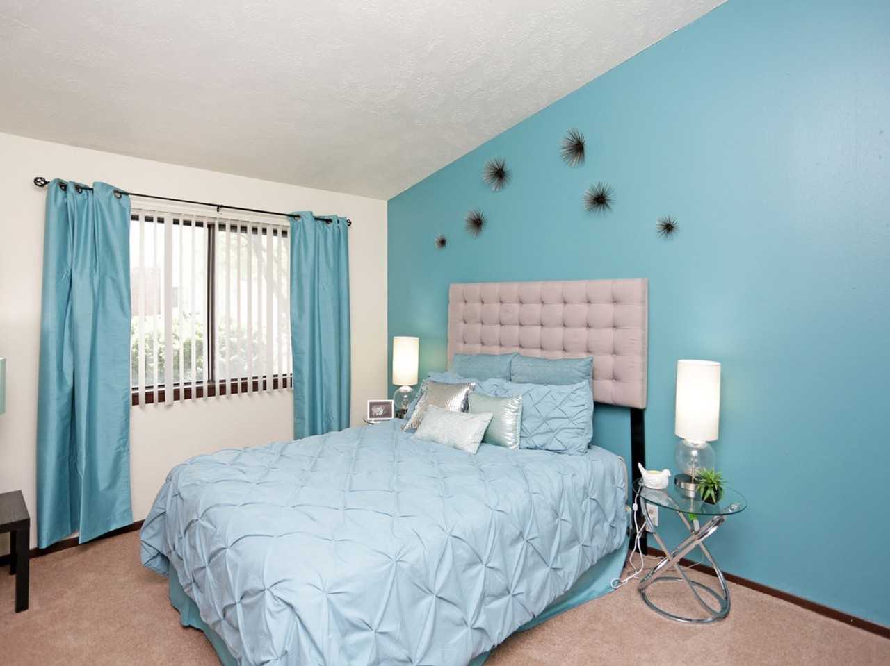 The Reserve at the Knolls - Photo 3 of 21