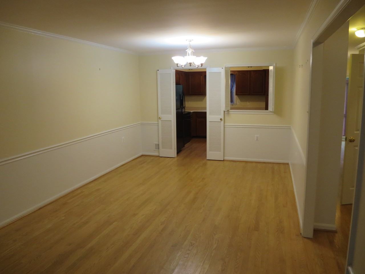 12737 Inverness Way - Photo 3 of 19