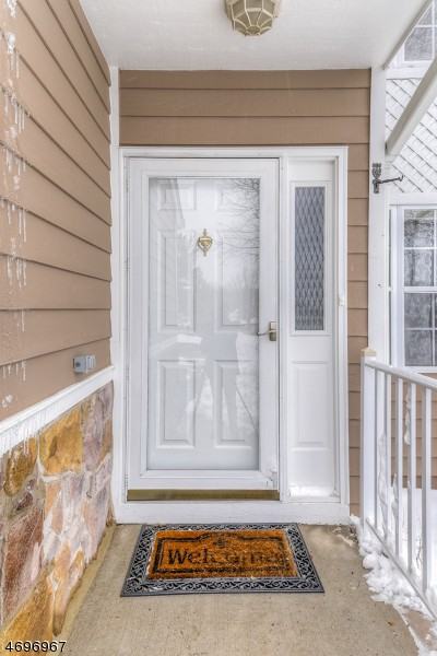 72 Knoll Ct - Photo 2 of 25