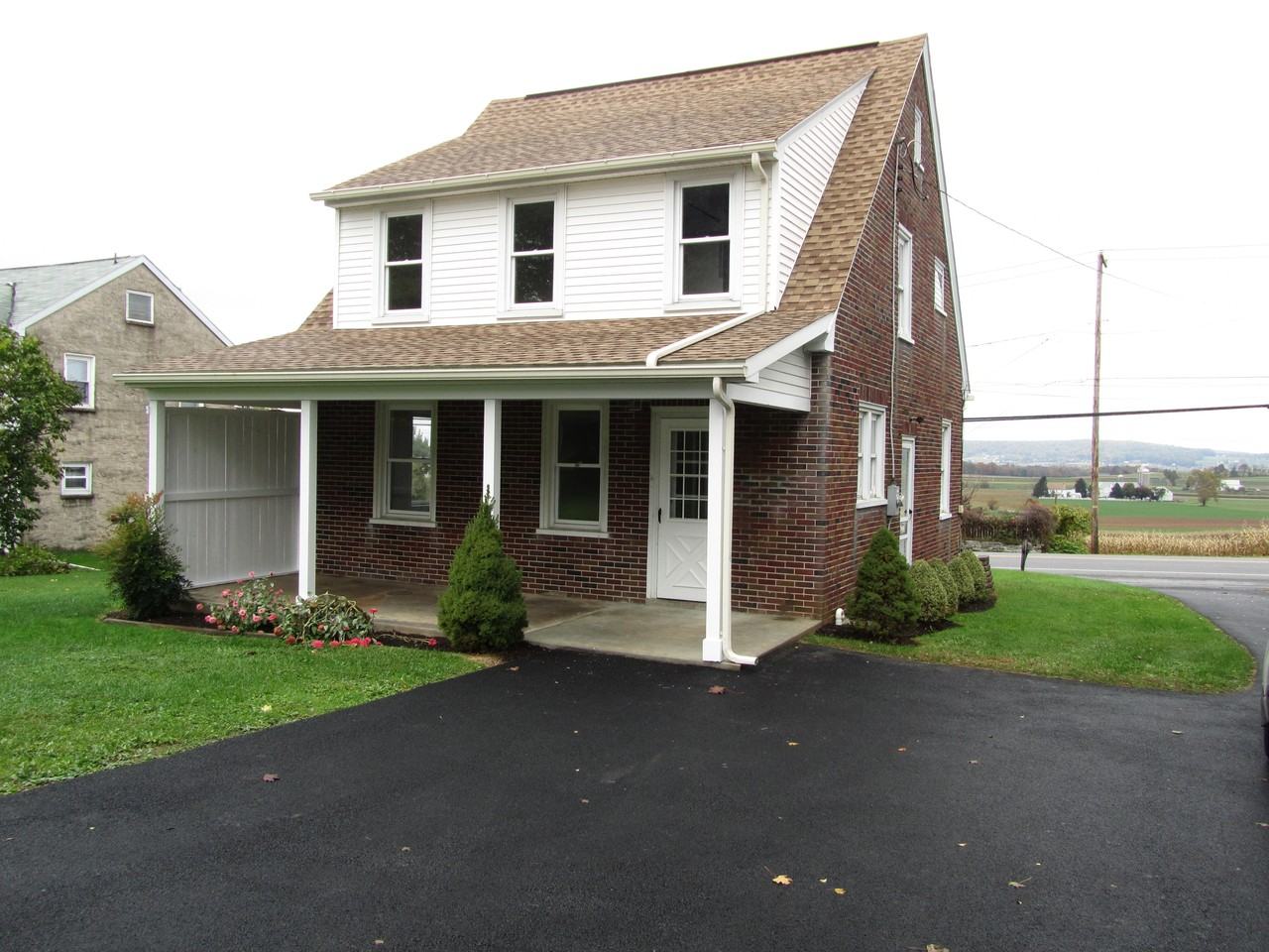 6067 Division Hwy - Photo 3 of 10