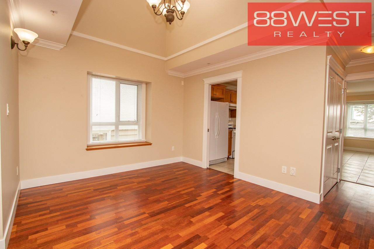 221 West Keith Road - Photo 7 of 30