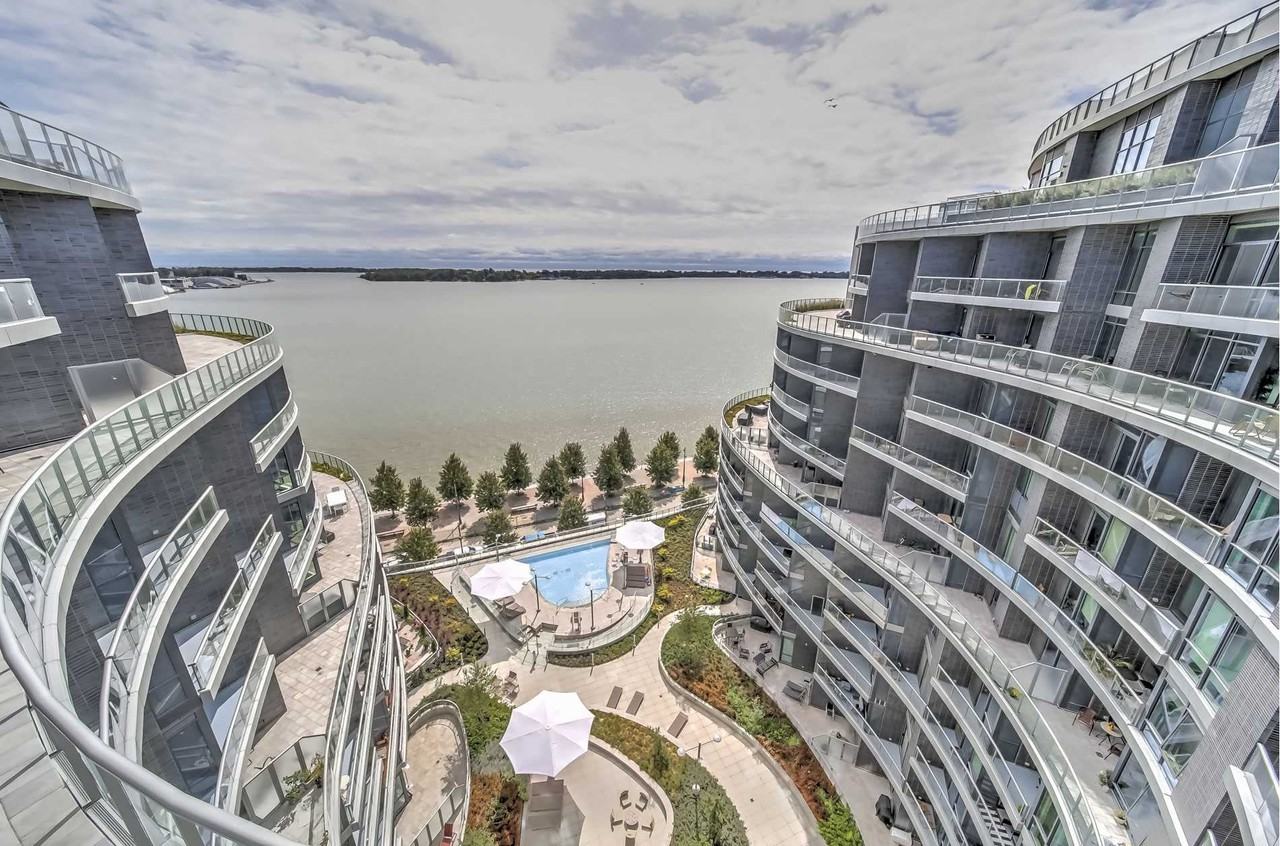 1 Edgewater Drive #sph10