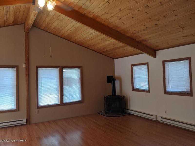 240 Killington Dr - Photo 3 of 34