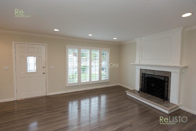 647 Larchmont Dr - Photo 2 of 12