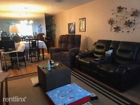 2258 World Parkway Blvd #10 - Photo 2 of 12