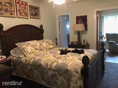 2258 World Parkway Blvd #10 - Photo 3 of 12