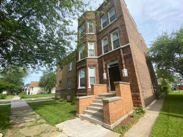 702 E 90th St #2 - Photo 2 of 17