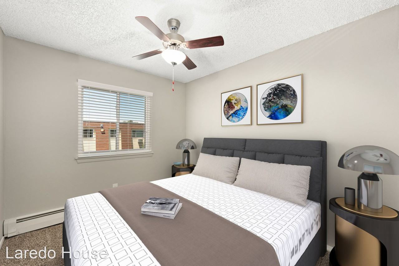 Laredo House - Photo 7 of 23