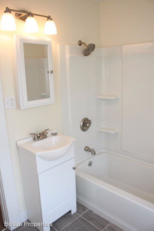 608 Stewart Ave - Photo 2 of 13