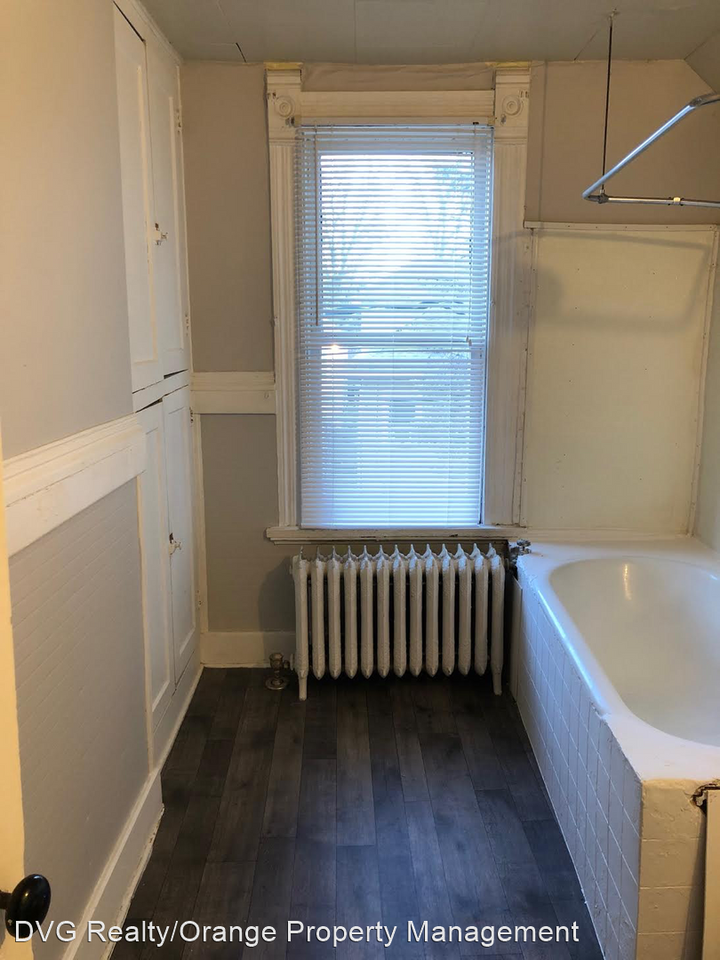 417 N 49th St - Photo 3 of 12