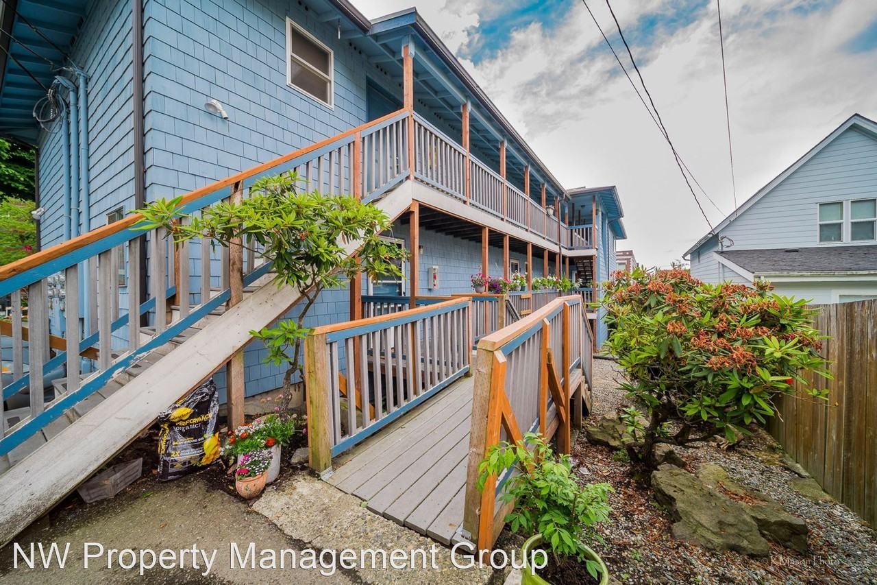 2629 Rucker Ave, Everett, WA 98201 2 Bedroom Apartment for Rent