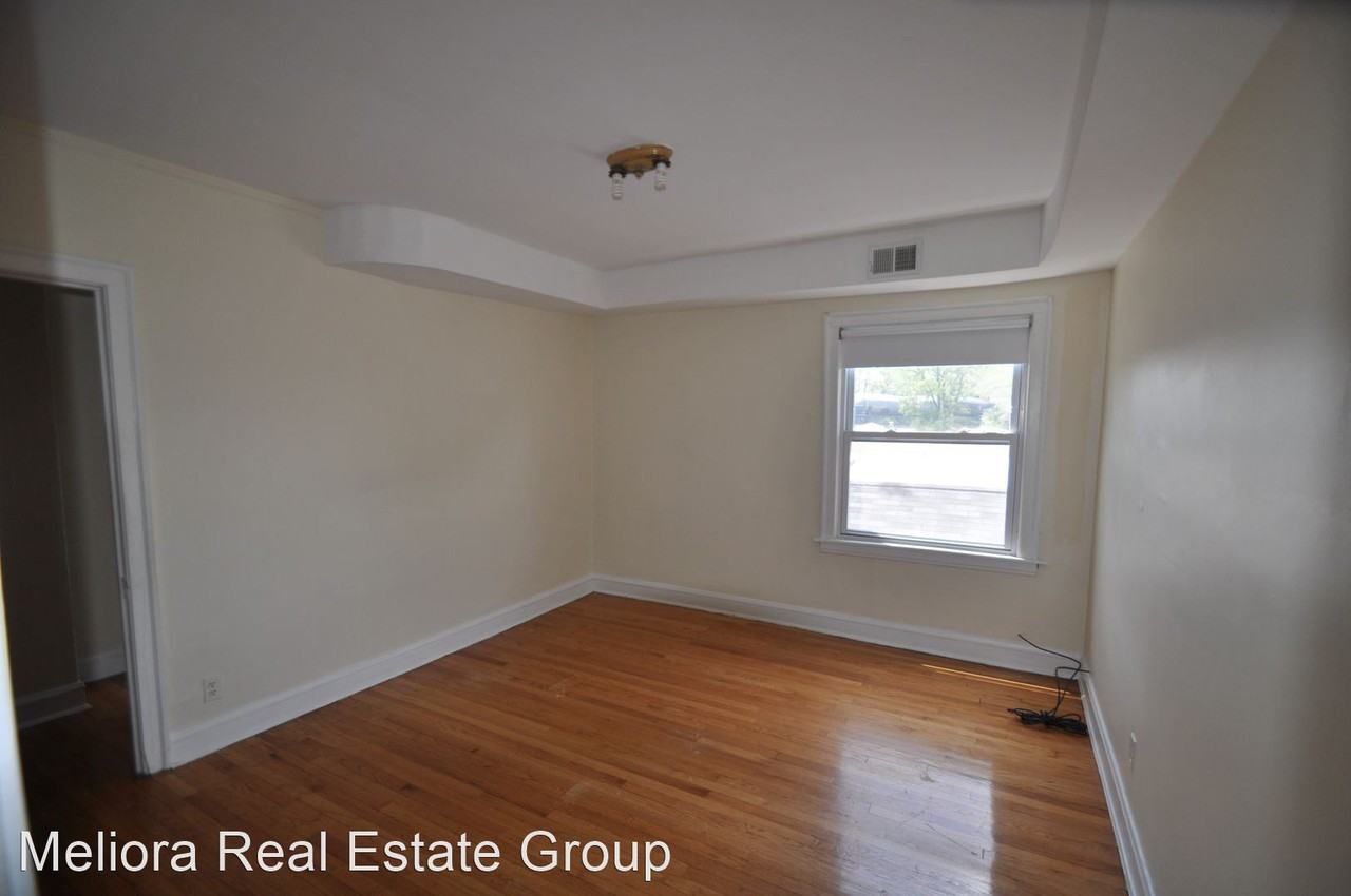 433-35 E. 91st Place - Photo 3 of 8