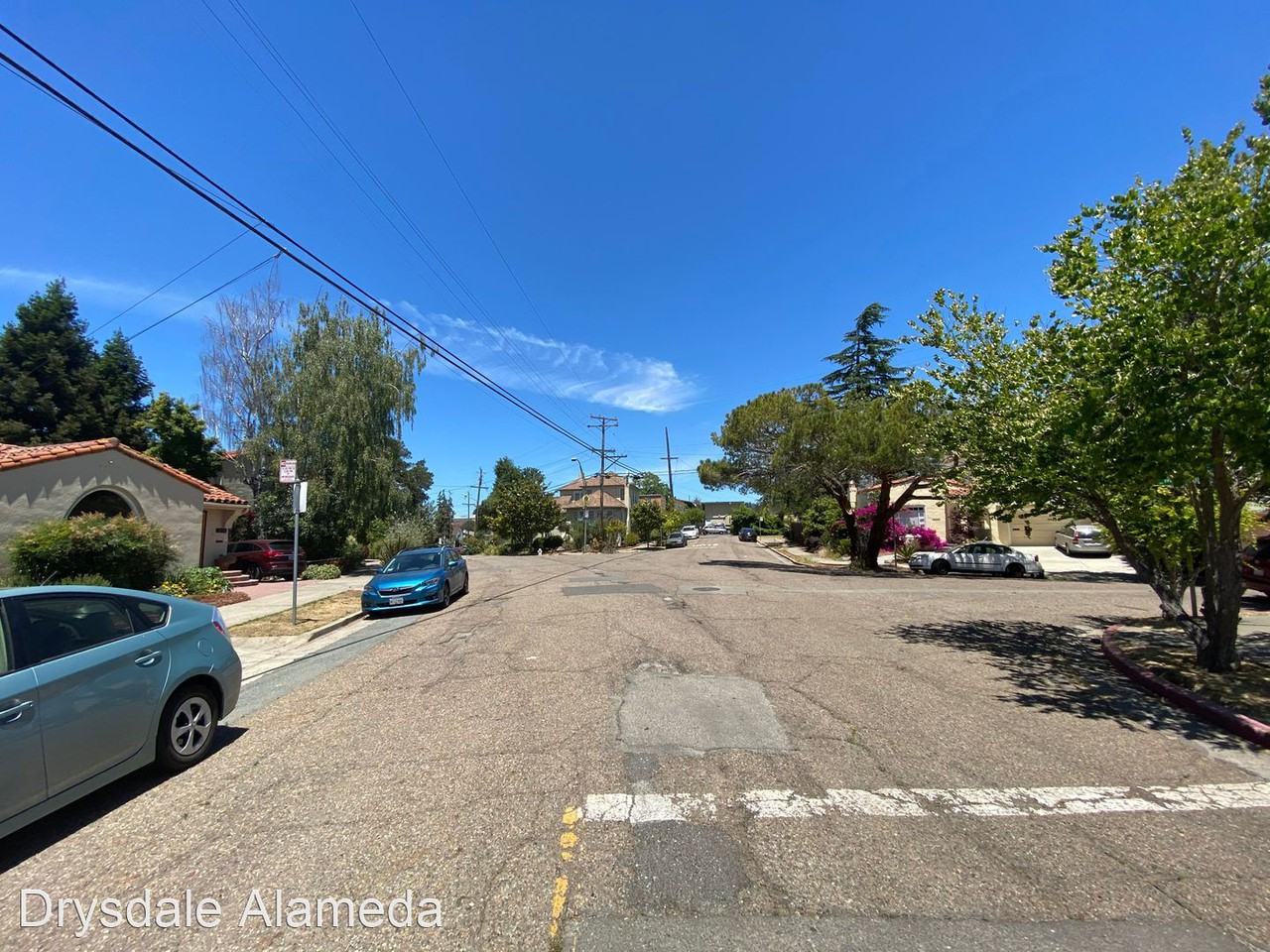 3159 Sheffield Ave - Photo 3 of 28