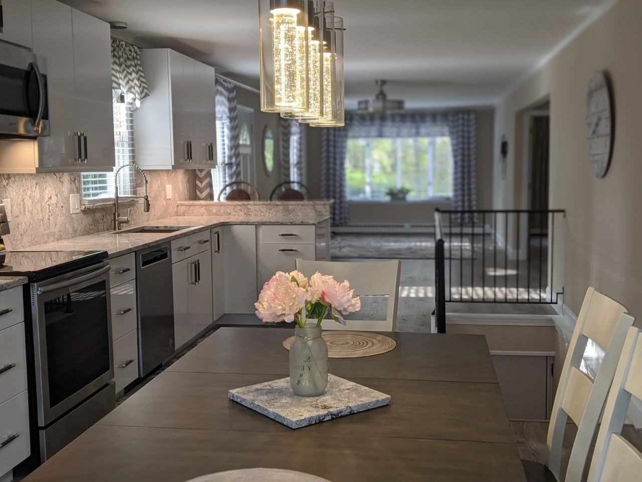 45 W Mitchell St - Photo 3 of 12