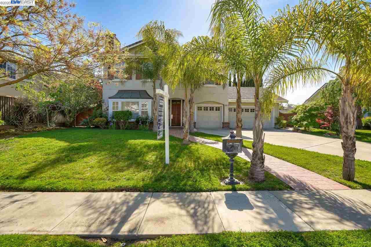 38685 Pickering Ct - Photo 3 of 39