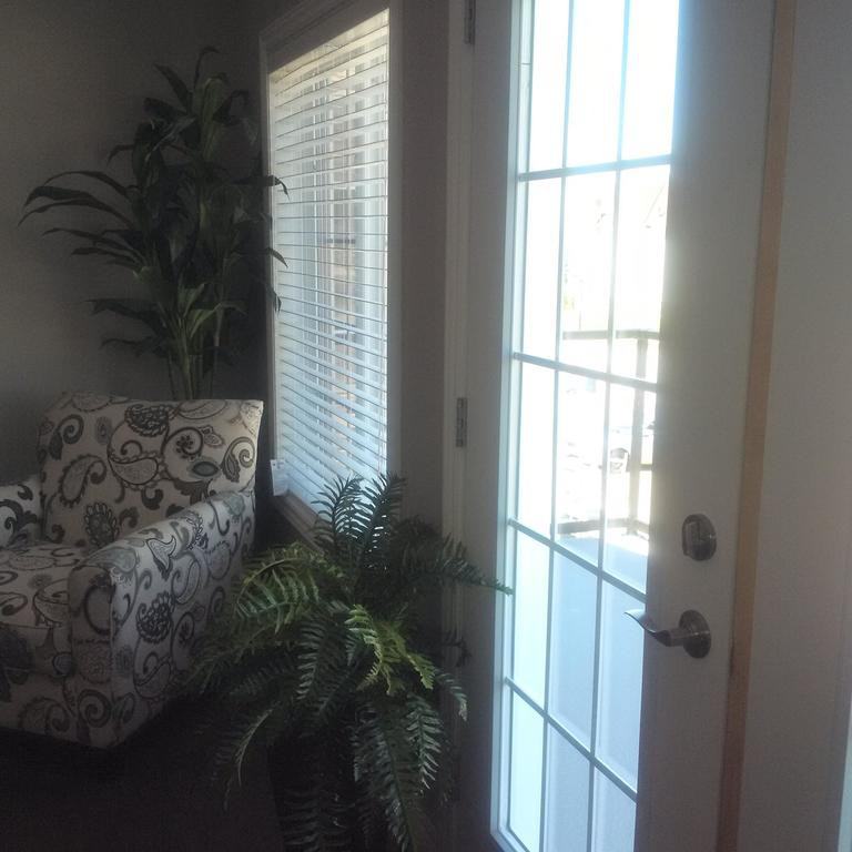 794 Aberdeen Blvd - Photo 3 of 14