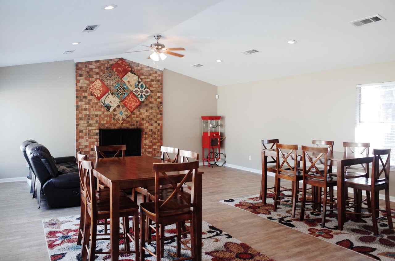 Arbor Springs - Photo 3 of 6