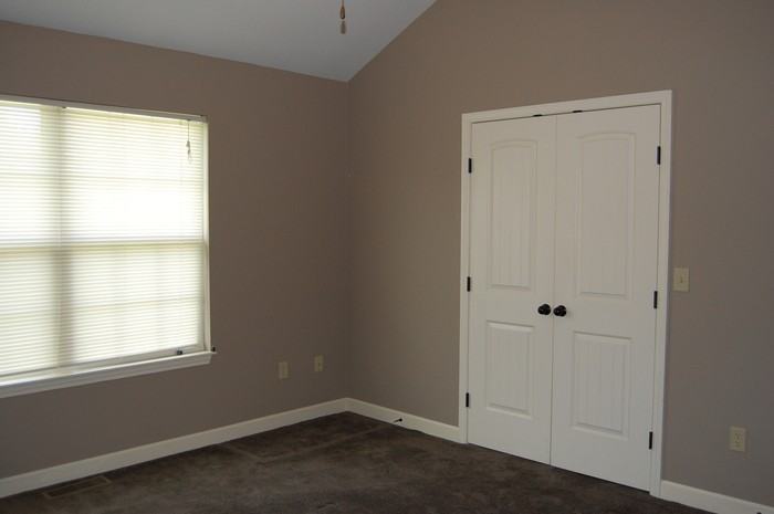 13642 Oak Valley Dr - Photo 3 of 12