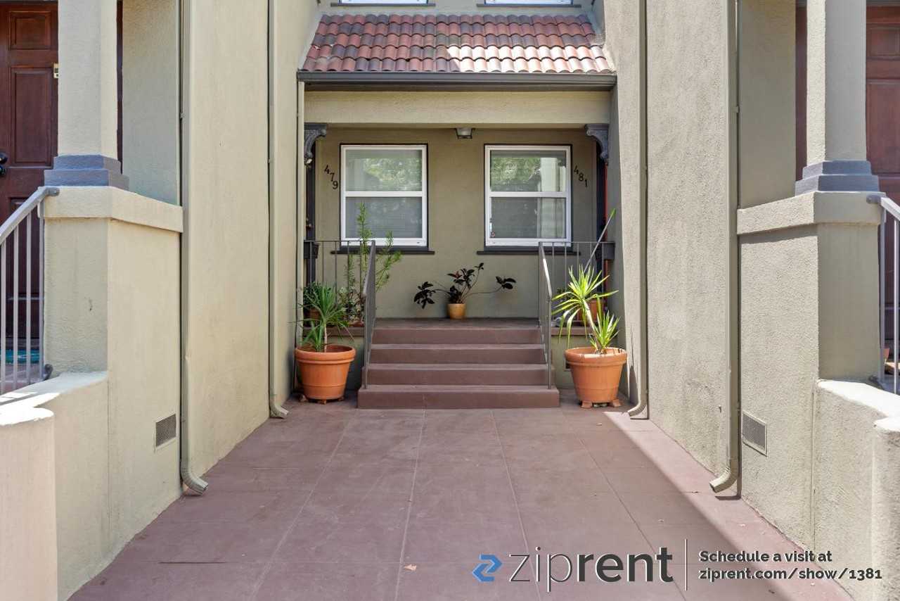 479 49th St - Photo 3 of 28