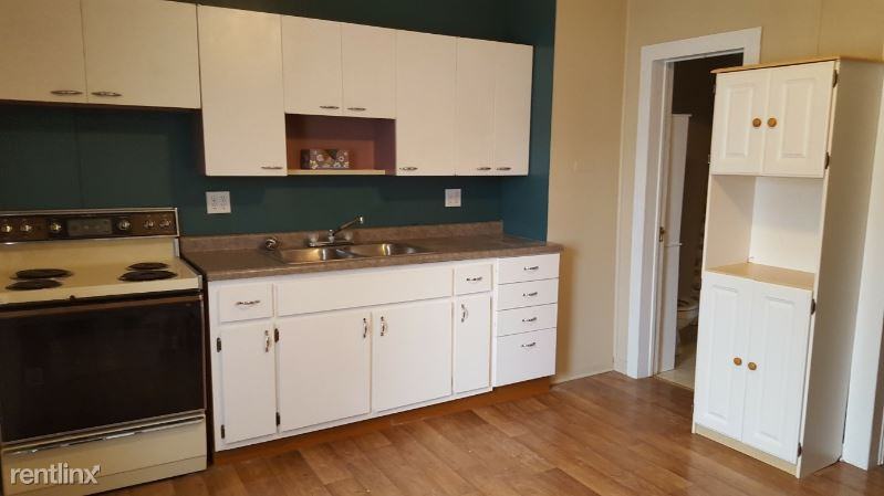 106 Kneale Ave S - Photo 2 of 4