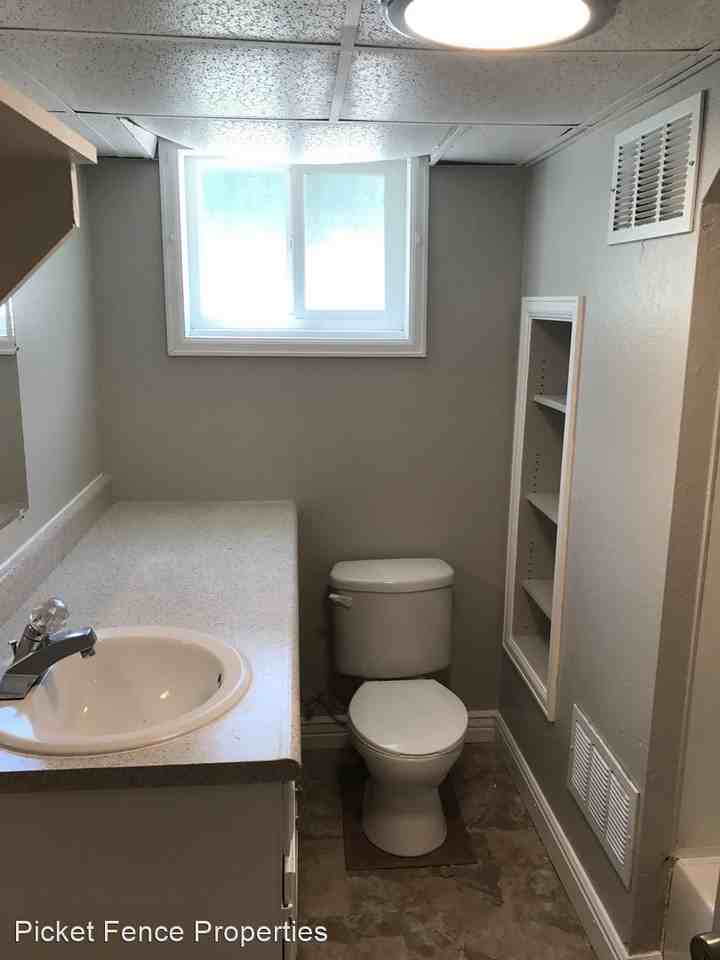 2047 9th Avenue - Photo 3 of 14