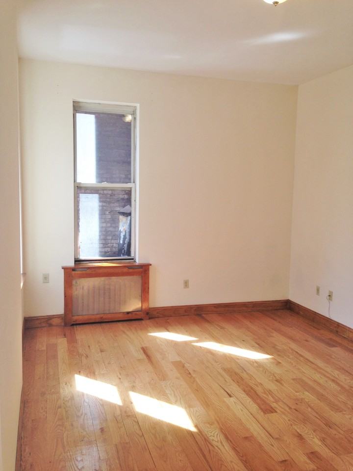 160 W 69th St 20 - Photo 2 of 6