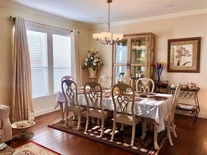 4445 Avebury Dr - Photo 3 of 26