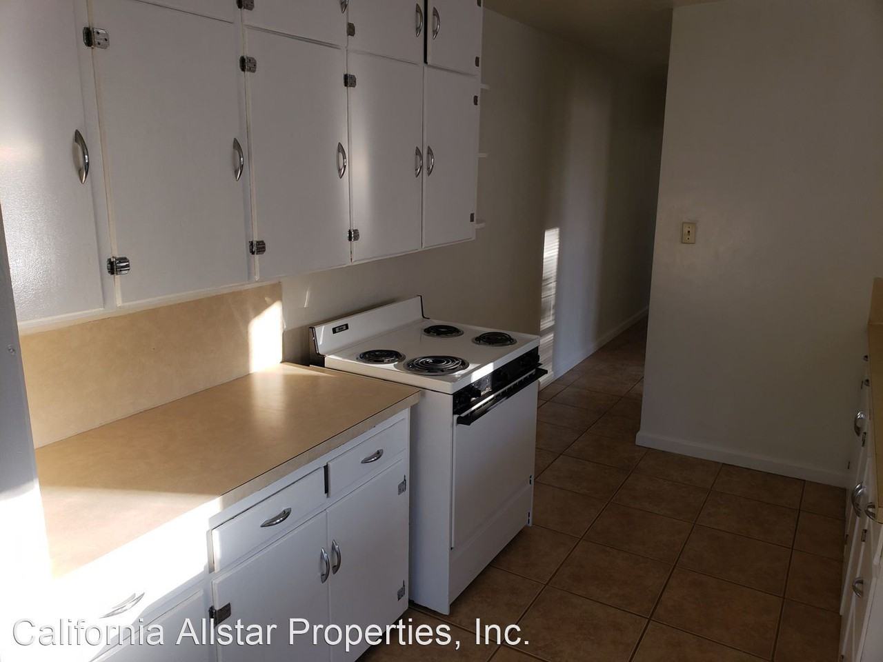 3418 Topeka St - Photo 3 of 10