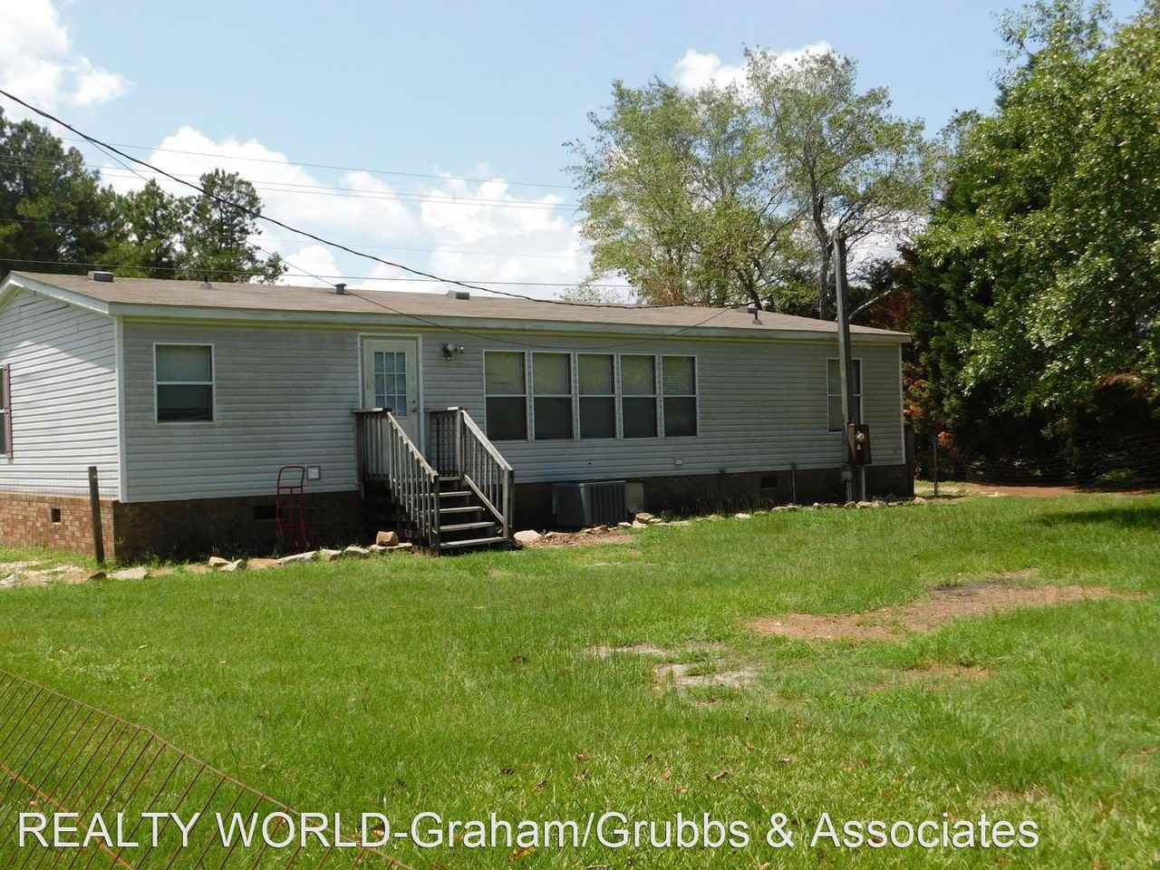 9241 Gibson Rd - Photo 2 of 17
