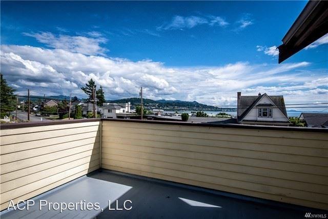 2514 Eldridge Ave - Photo 2 of 19