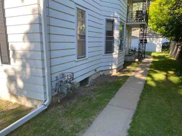 1713 Pierce St Ne - Photo 3 of 36