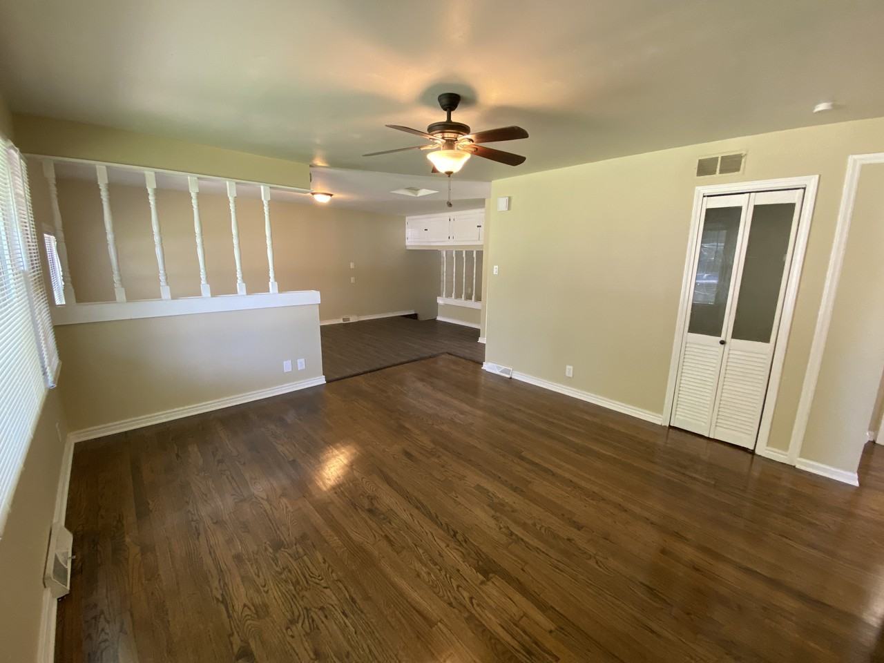 1405 S Crane St - Photo 2 of 13