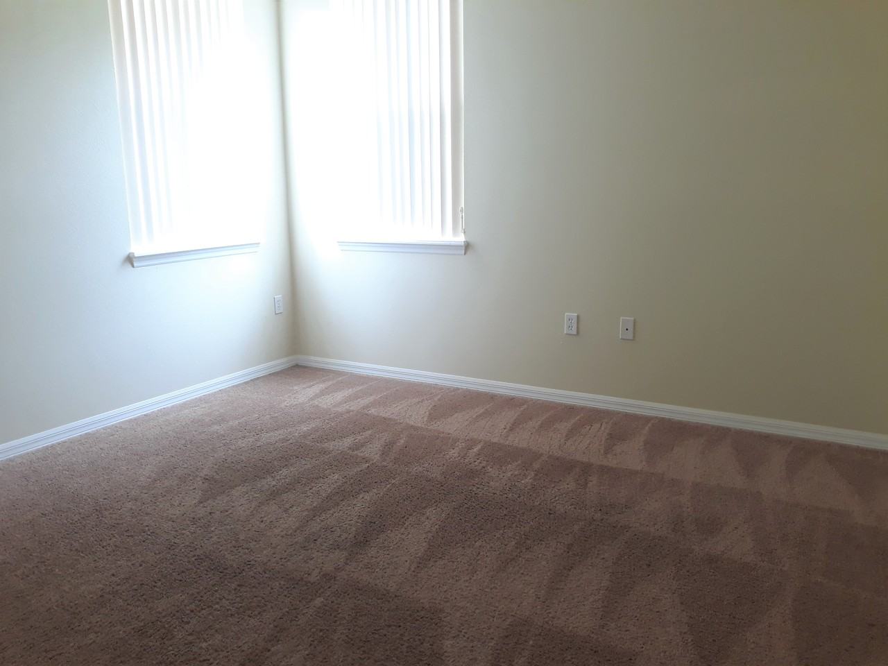 356 Monroe Cir - Photo 7 of 7