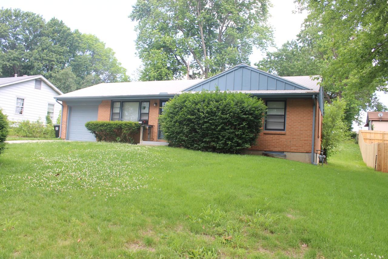 13704 E 41st Ter S - Photo 3 of 33