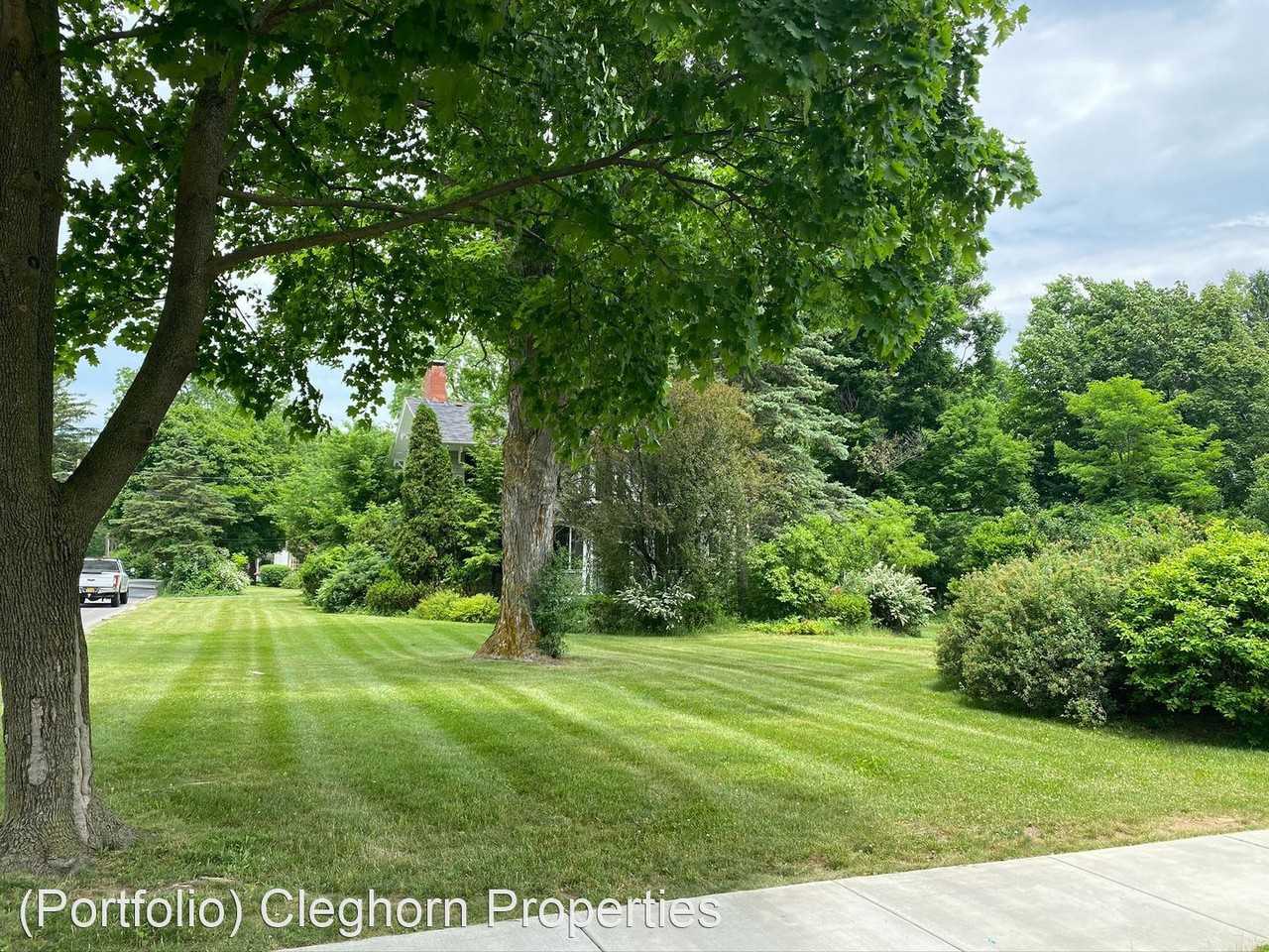 290 W Seneca Turnpike - Photo 3 of 50