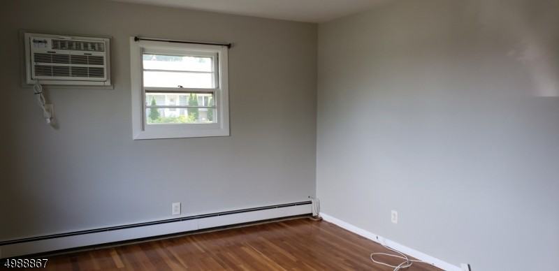 134 Long Hill Dr - Photo 3 of 16