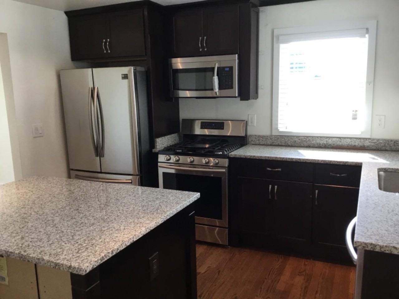 4045 N 127th St - Photo 3 of 22