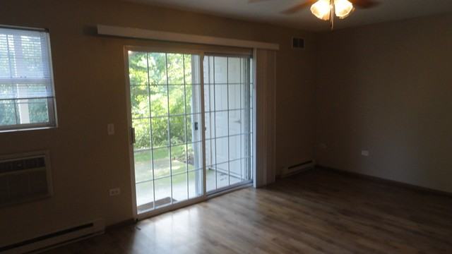 1548 W Sand Bar Ct #1F - Photo 2 of 8