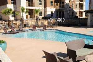 2745 Westpointe Dr - Photo 2 of 10