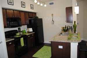 2745 Westpointe Dr - Photo 3 of 10