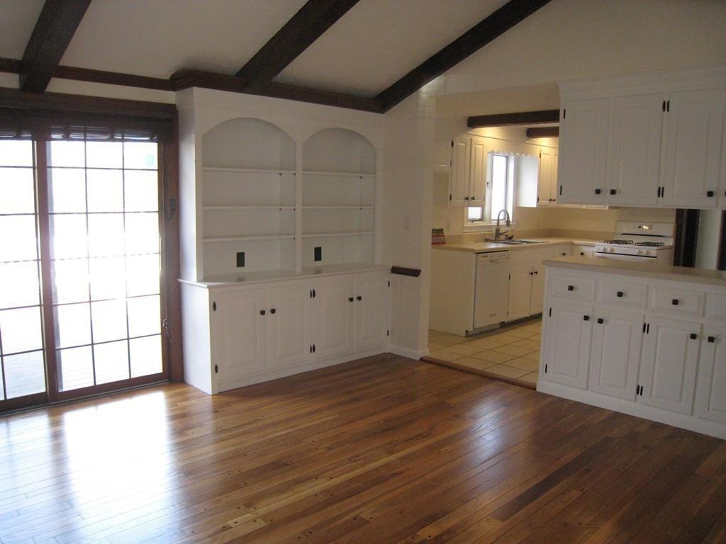 11 Richardson Rd - Photo 3 of 24