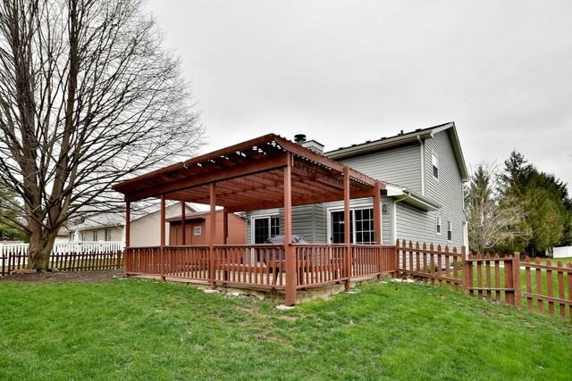 2327 Woodview Ln - Photo 3 of 31